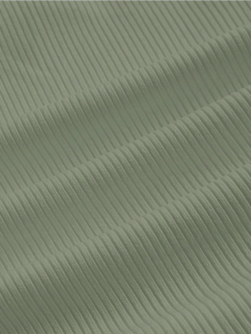 SHEIN EZwear Solid Ruched Halter Top