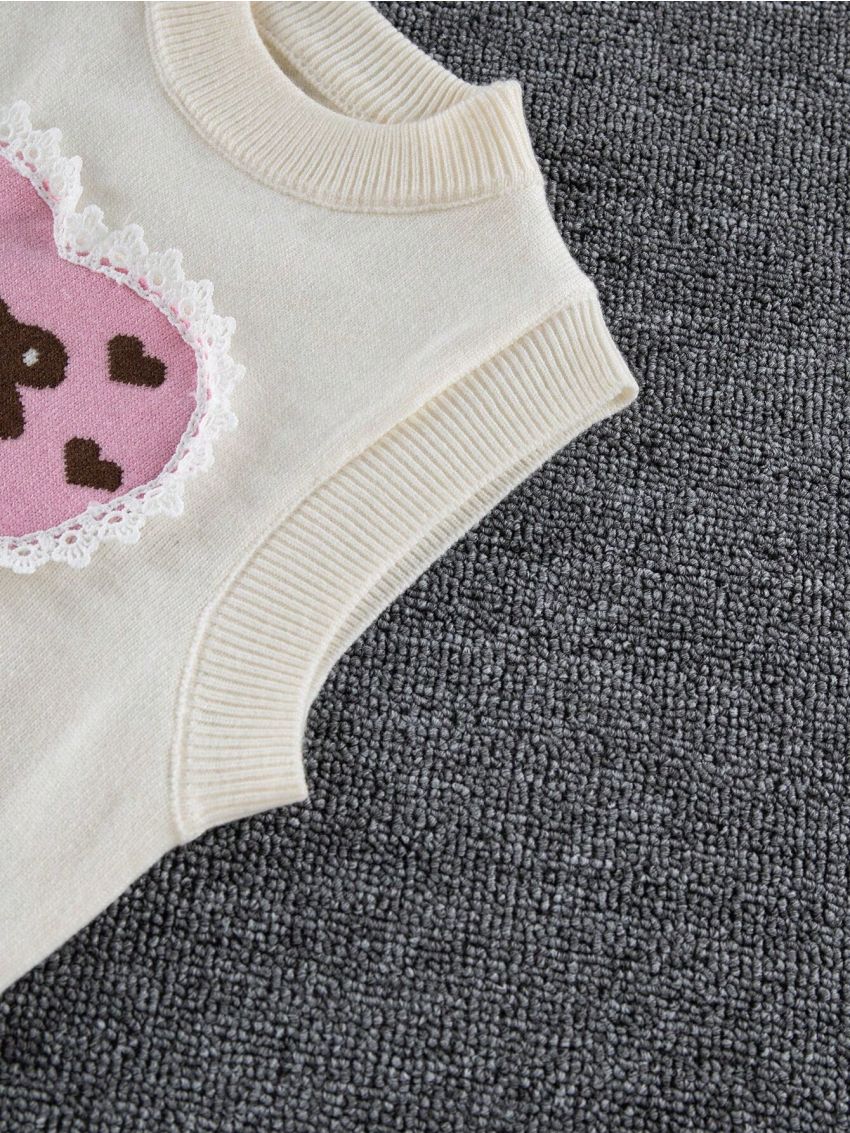 Young Girl'S Lace Edge Sweater Vest With Heart And Bear Pattern