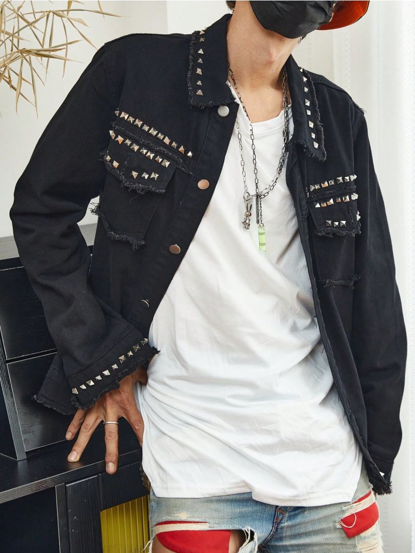 Men Studded Detail Flap Pocket Denim Jacket