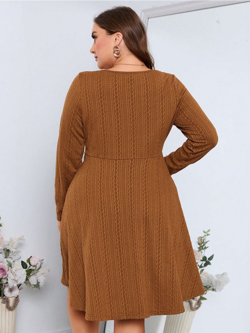 SHEIN Clasi Plus Solid Scoop Neck Dress Without Belt