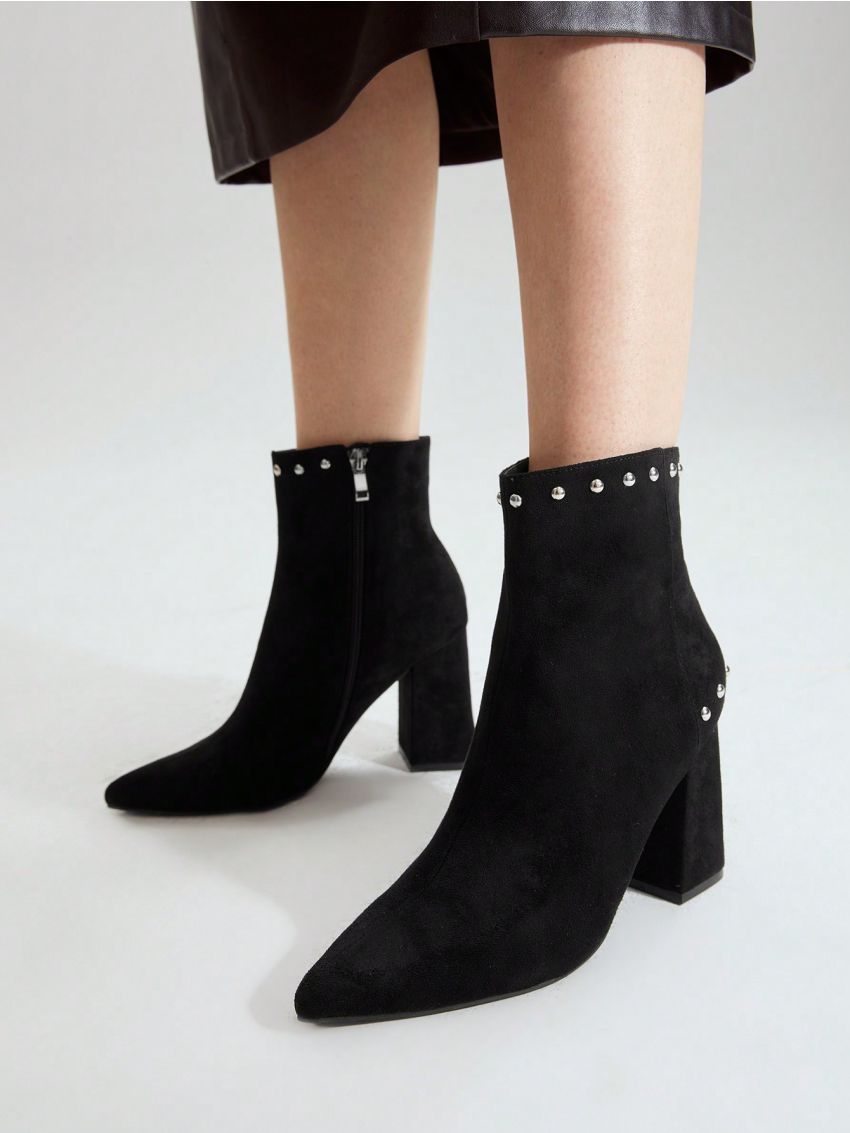 MOTF PREMIUM COMFORT STUD DECOR POINT TOE CHUNKY ANKLE BOOTS