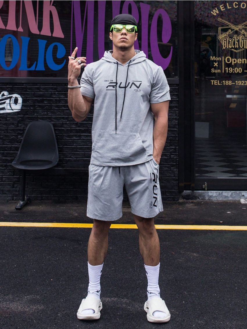 Men Letter Graphic Drawstring Hooded Sports Set