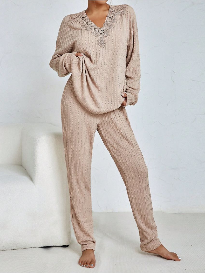 SHEIN LUNE Guipure Lace Trim Drop Shoulder Tee & Pants