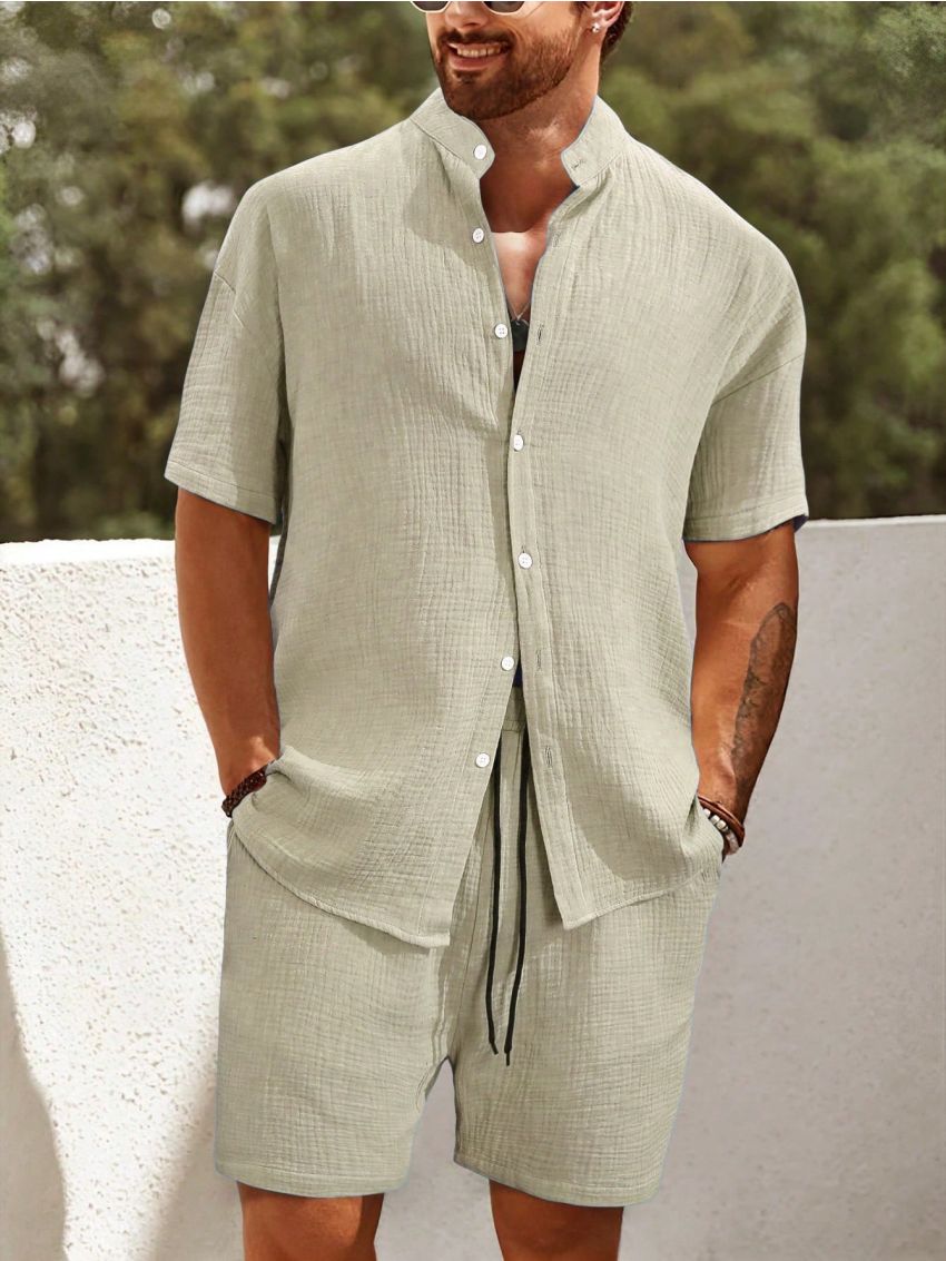 Manfinity Men's Solid Color Stand Collar Short Sleeve Shirt And Drawstring Design Shorts Set