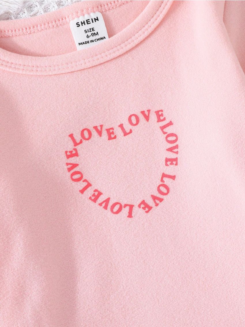 Three-Piece Set Of Long-Sleeved Tops With Heart Letter Pattern For Baby Girls