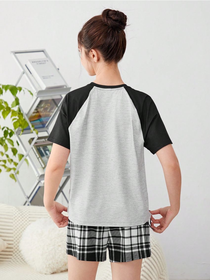 SHEIN Teen Girls' Knitted Color Block Raglan Sleeve Star Pattern Print T-Shirt And Plaid Shorts Home Wear Outfits