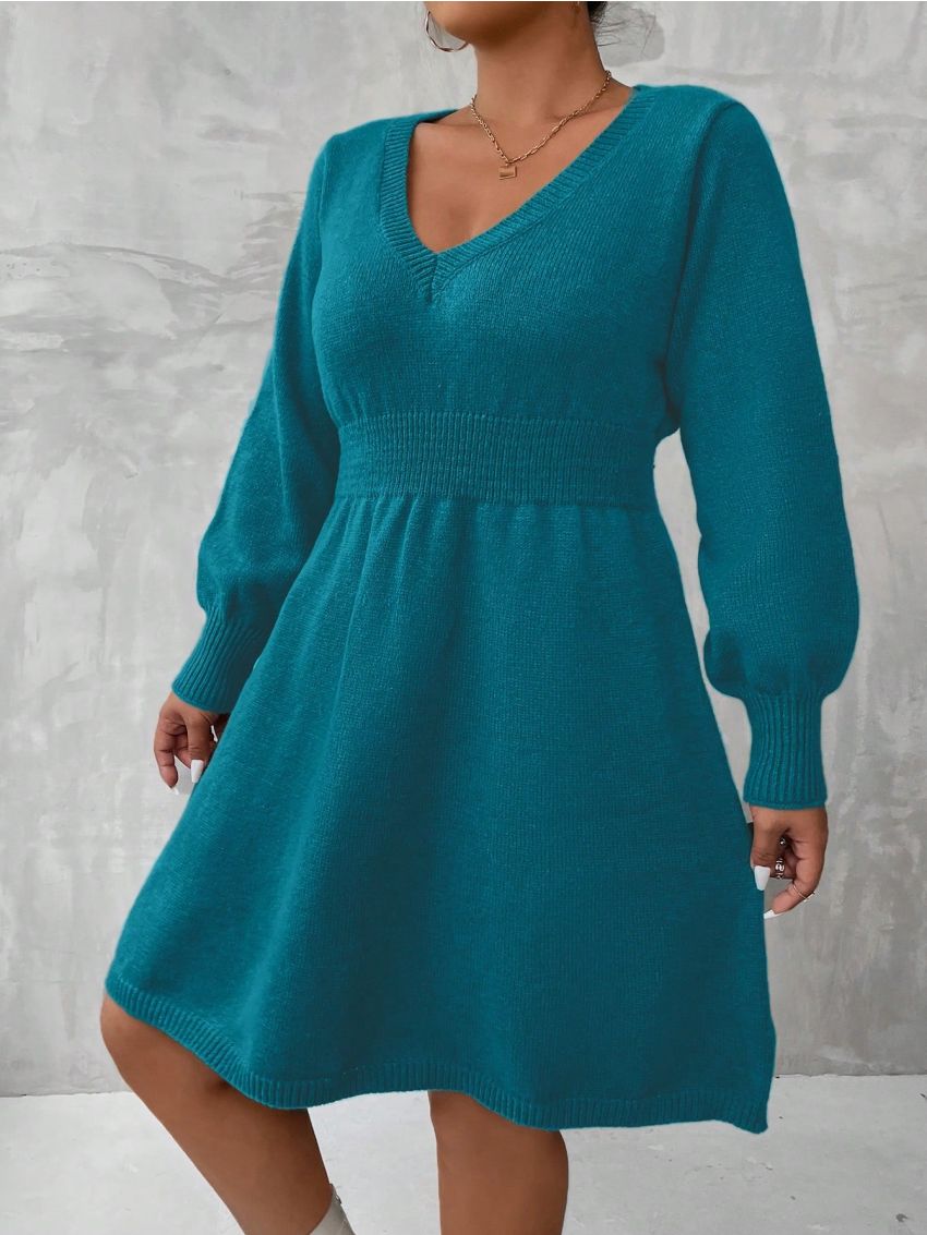 SHEIN Essnce Plus Solid V Neck Sweater Dress