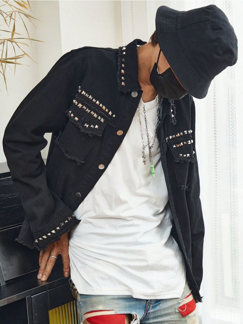 Men Studded Detail Flap Pocket Denim Jacket