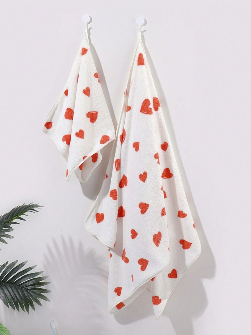 Coral Fleece Soft & Comfortable Absorbent Non-shedding Quick-drying Red Heart-shaped Pattern