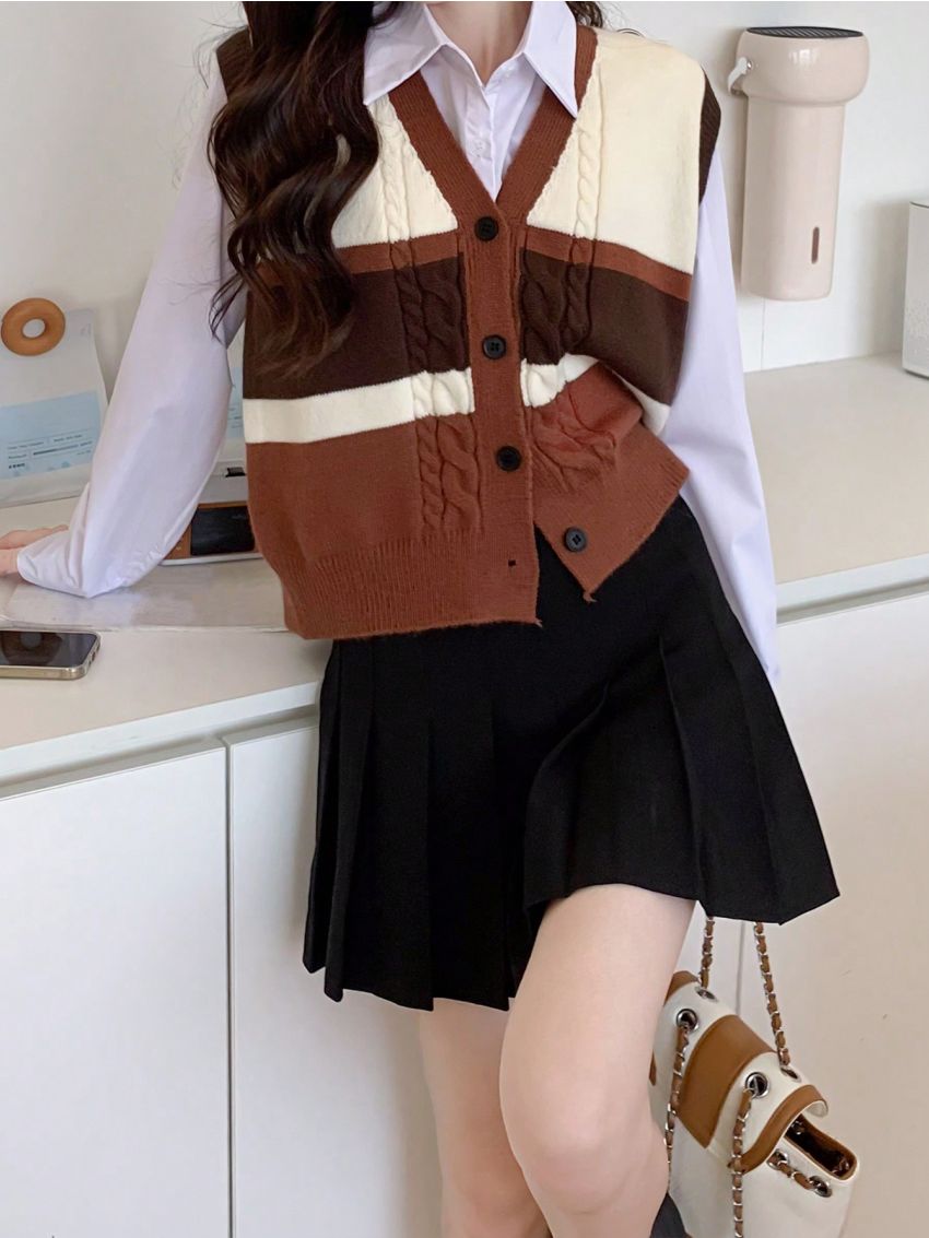 Colorblock Button Front Cable Knit Sweater Vest