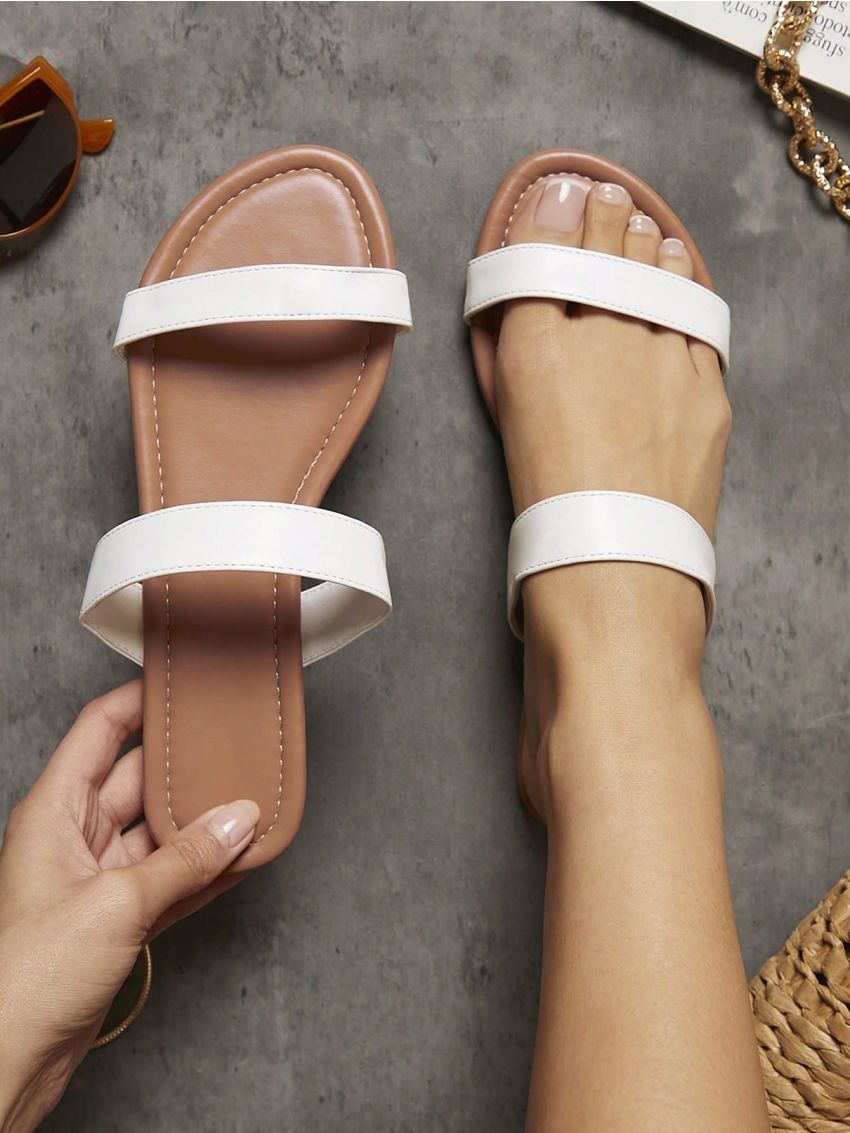 Women'S White Versatile Flat Sandals