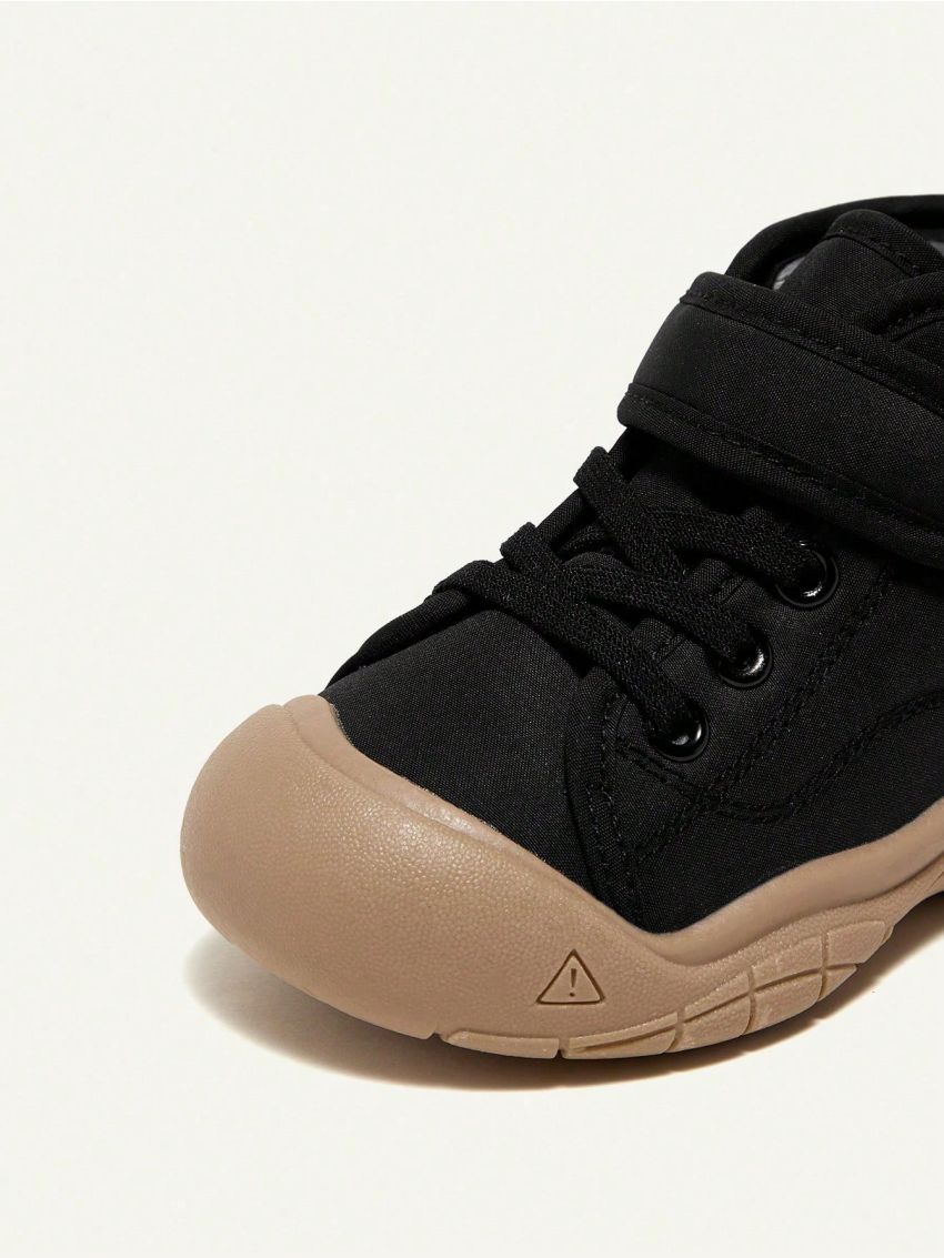 Cozy Cub Boys' Black Fashionable Trendy Design Elegant Vintage Comfortable & Warm Shoes