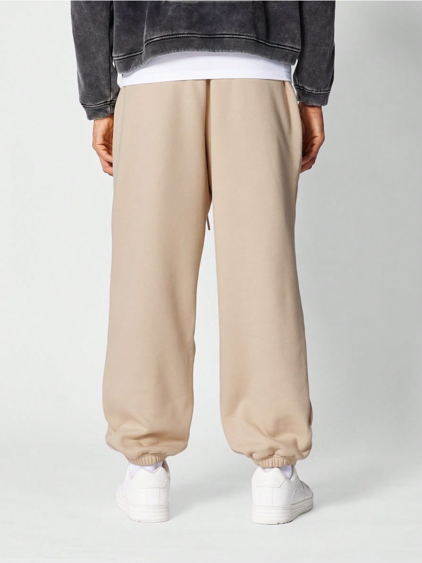 SUMWON Regular Fit Essential Heavyweight 90's Jogger In 340 Gsm