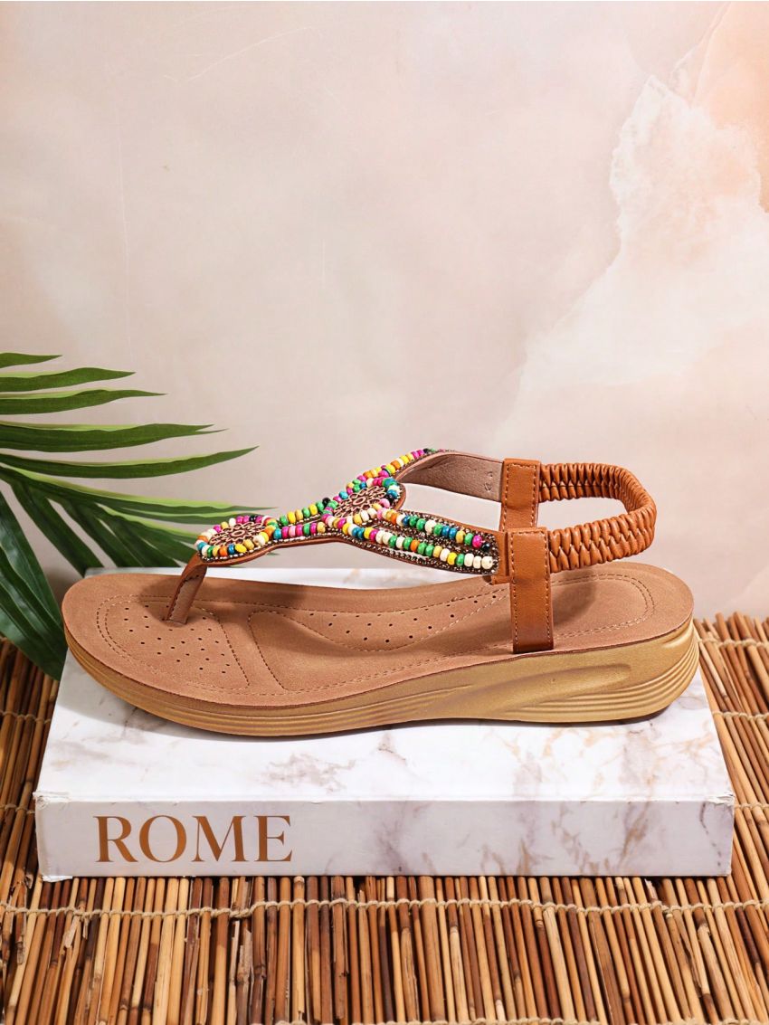 Women's Fashionable Flat Sandals With Beaded Decoration