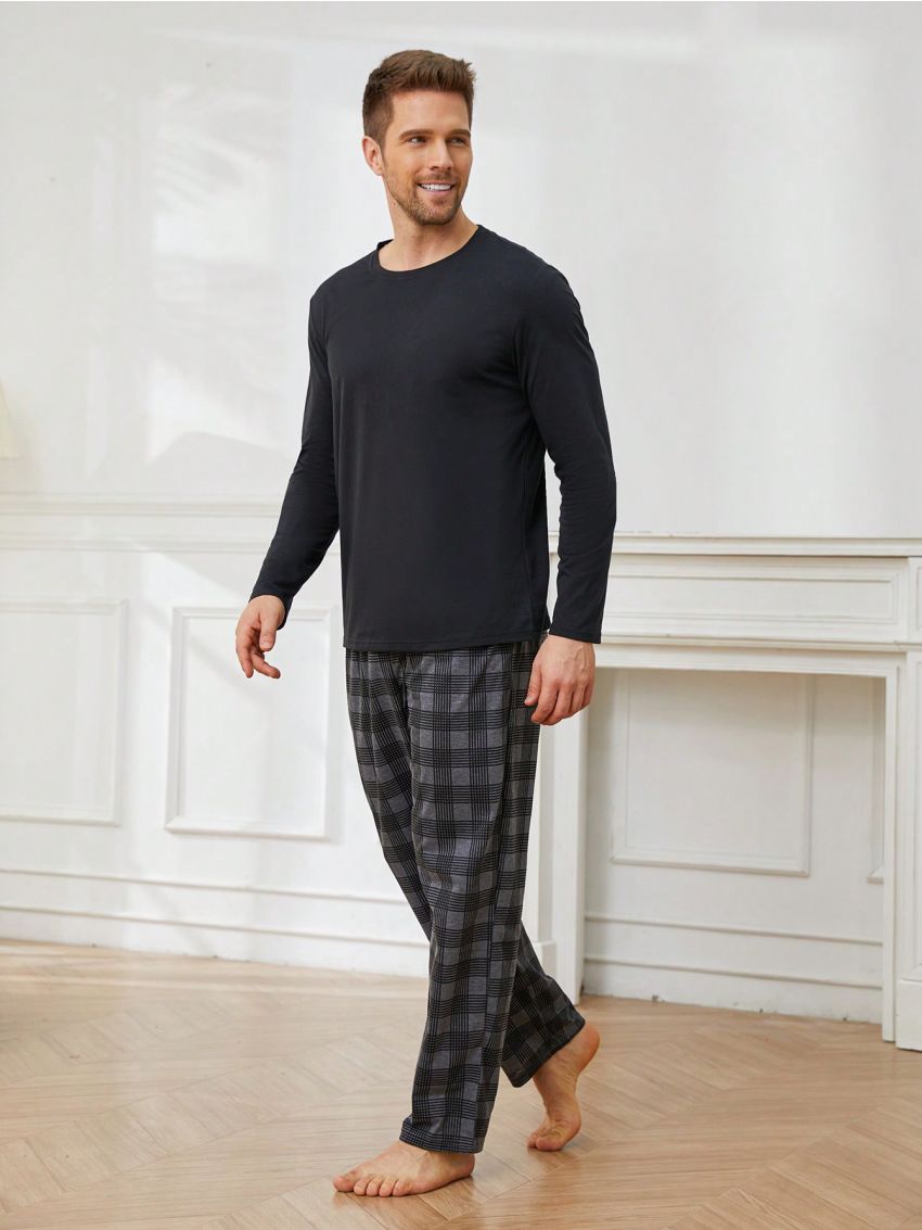 Men Solid Tee & Plaid Print Pants PJ Set