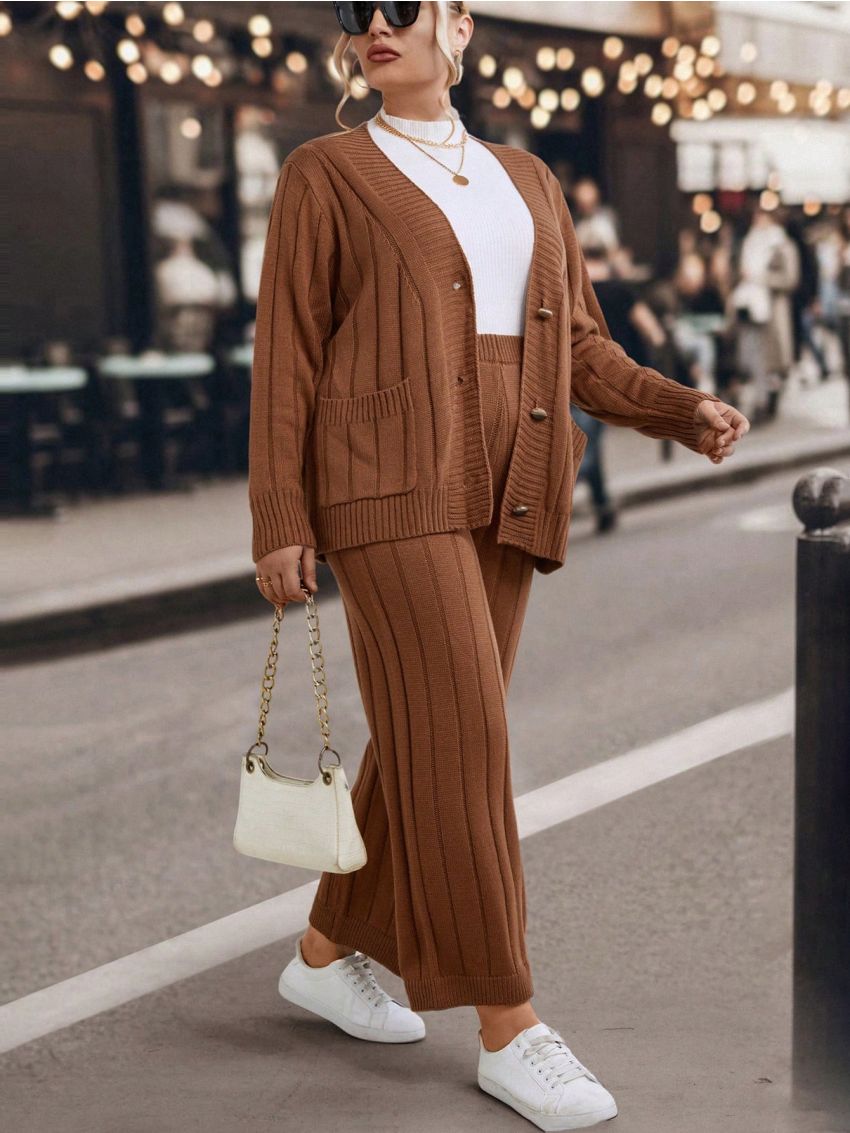 Plus Dual Pocket Cardigan & Knit Pants