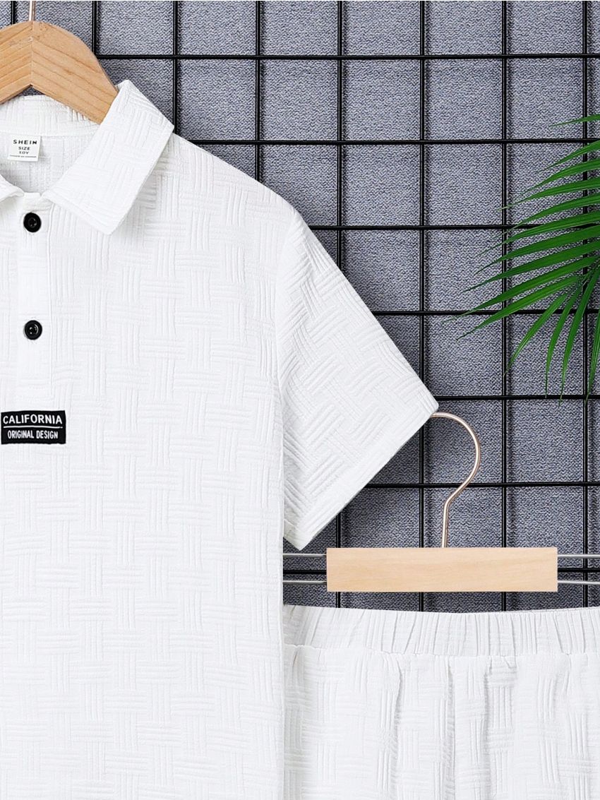 SHEIN Kids Academe Boys' Loose Fit College Style Turn-Down Collar Woven Short Sleeve Shirt And Shorts Set