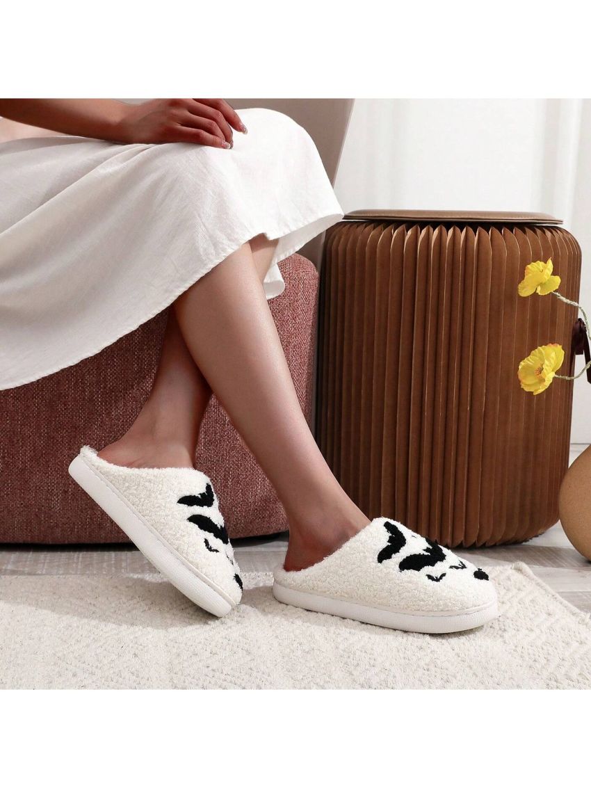 Women's Halloween Bat Pattern Fashionable And Warm Indoor House Slippers