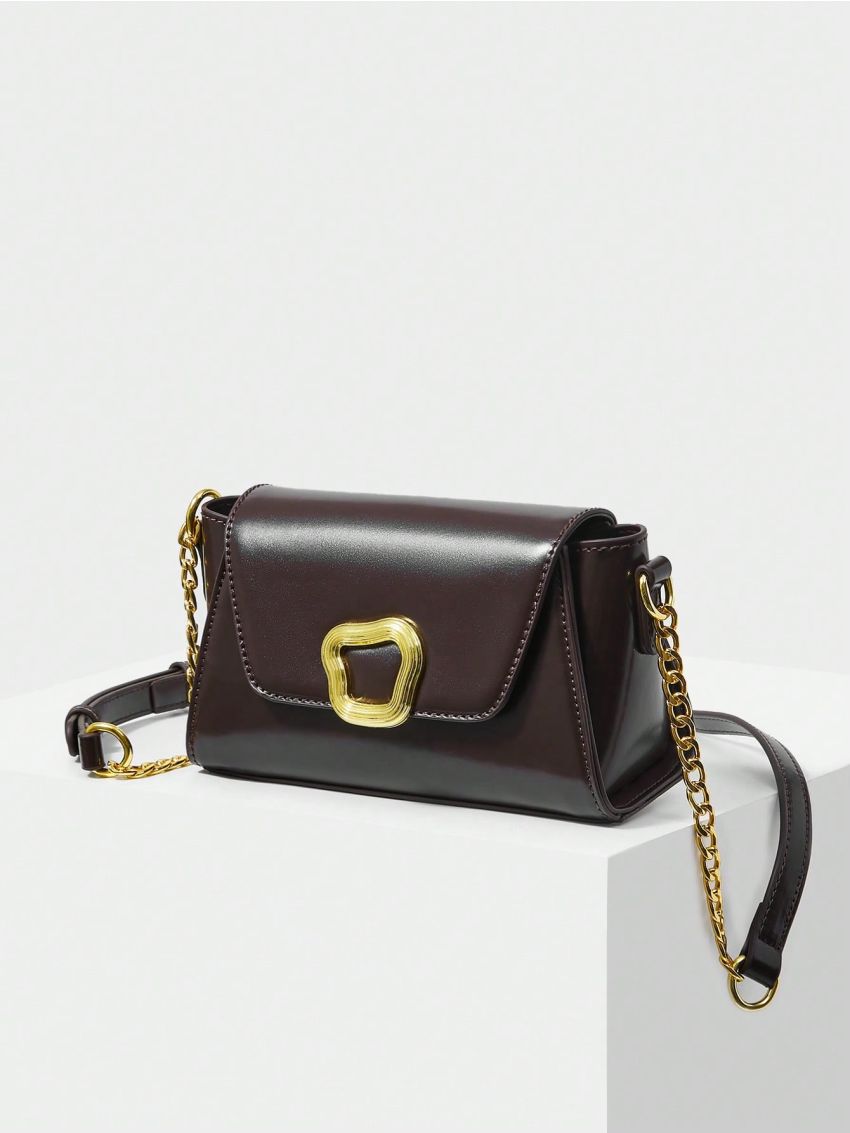 MOTF PREMIUM METAL GEOMETRIC BUCKLE DECOR FLAP FLAP CHAIN STRAP CROSSBODY