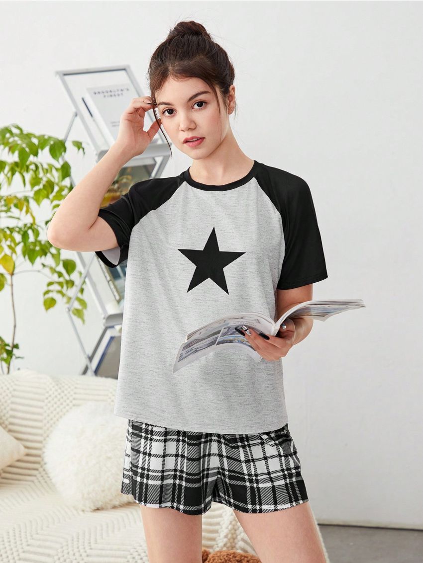 SHEIN Teen Girls' Knitted Color Block Raglan Sleeve Star Pattern Print T-Shirt And Plaid Shorts Home Wear Outfits