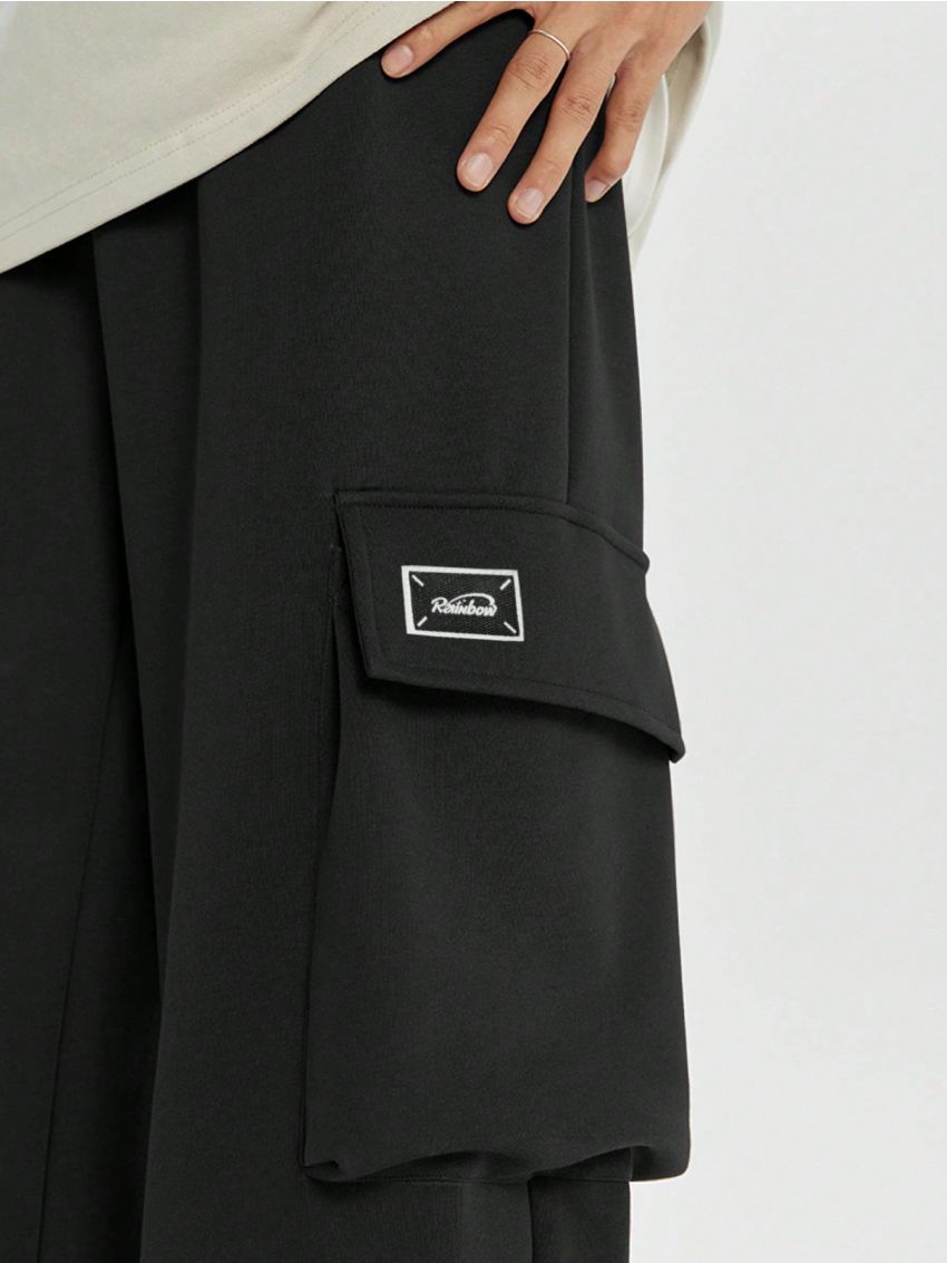 Manfinity Hypemode Men's Loose Fit Jogger Pants With Flap Pockets And Tapered Cuffs