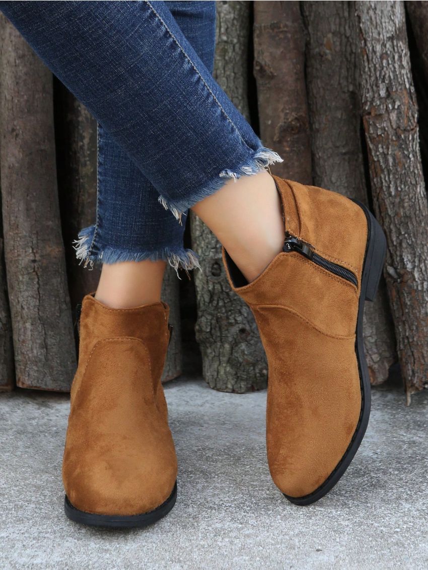 Autumn And Winter Matte Suede Ankle Chelsea Boots With Round Toe