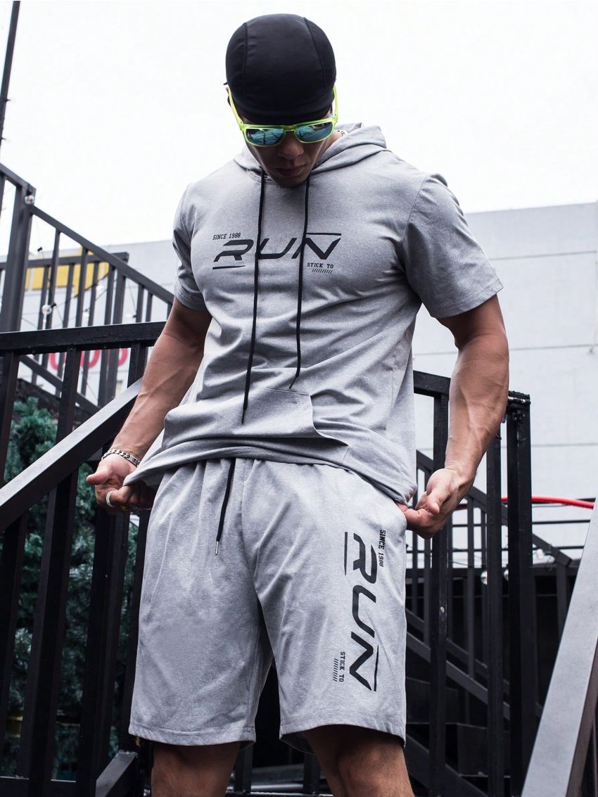 Men Letter Graphic Drawstring Hooded Sports Set