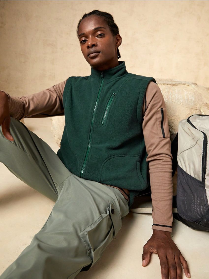 In My Nature Men's Solid Color Zipper Closure Outdoor Vest Jacket