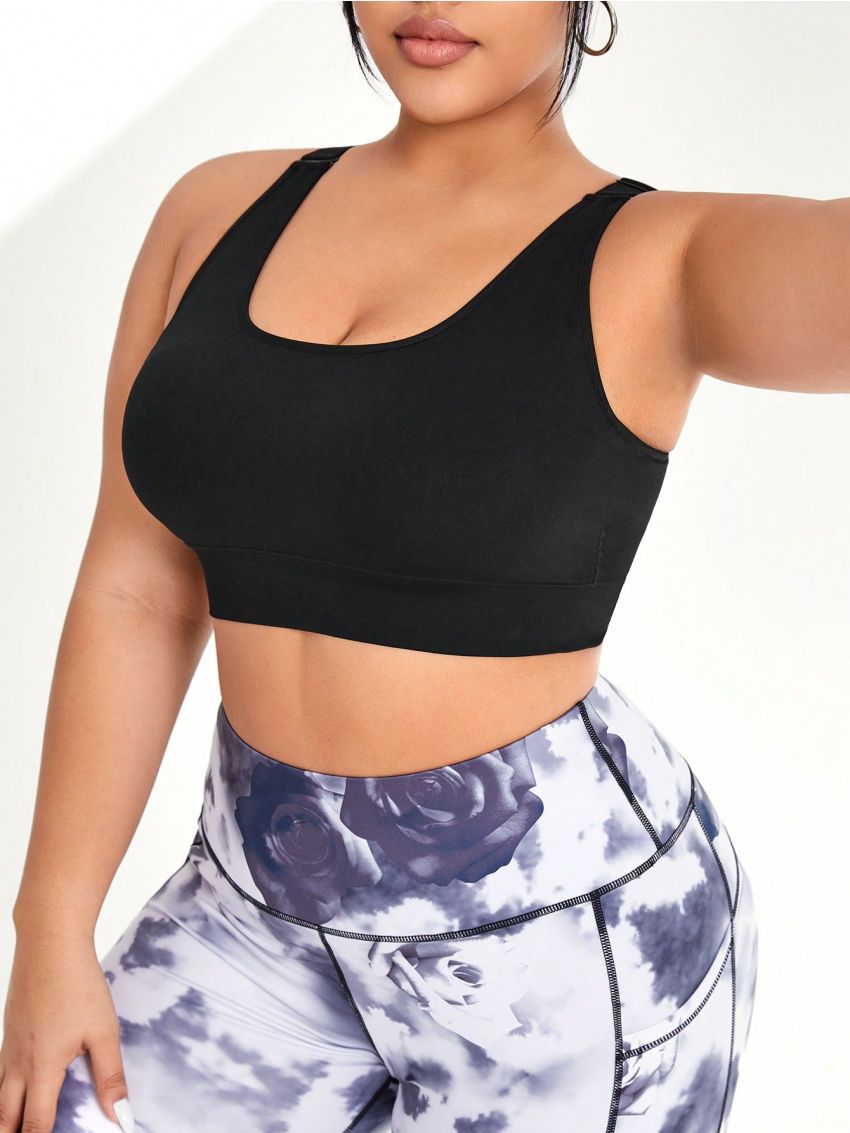 Yoga Basic Plus Size Seamless Sports Bra With Criss-Cross Back Strap For Better Support