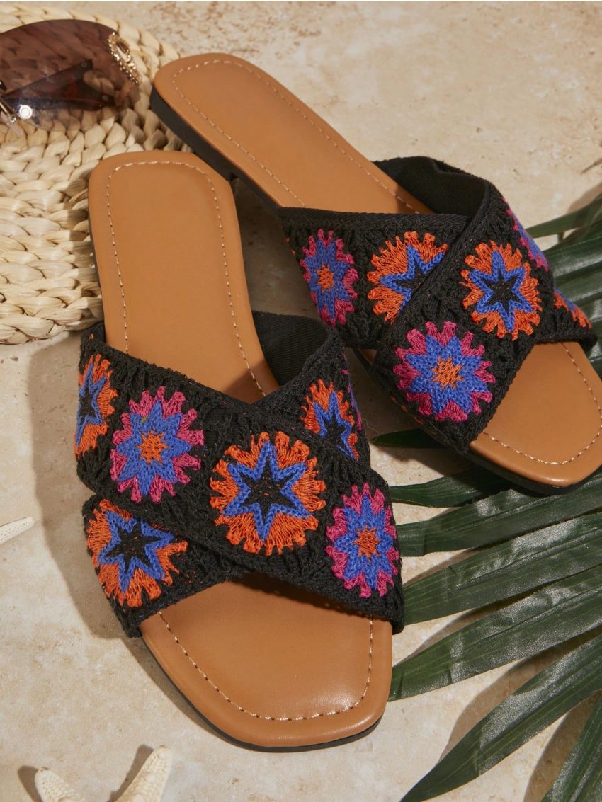 Women's Flat Sandals