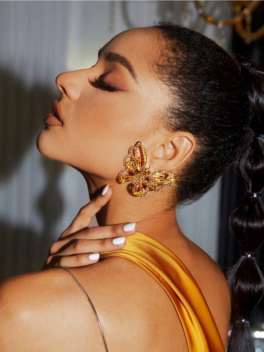 SHEIN SXY 1pair Full Rhinestone Butterfly Shaped Earrings