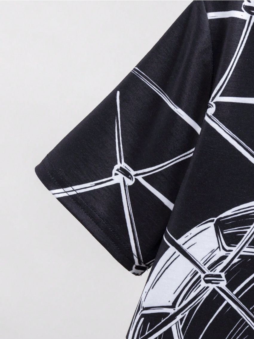 SHEIN Kids SPRTY Loose Fit Tween Boys' Soccer Patterned Short-Sleeve Sports T-Shirt With Round Neckline