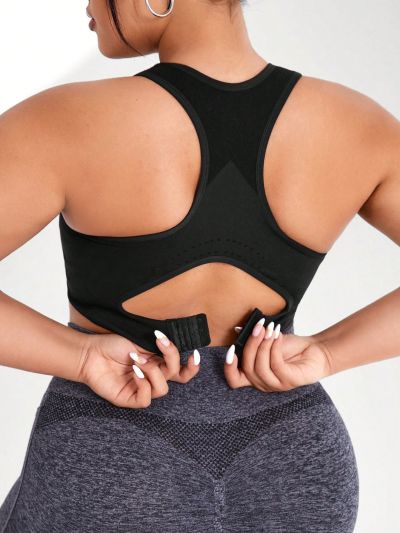 Yoga Basic Plus Size Women's Solid Color Sports Bra With Back Closure
