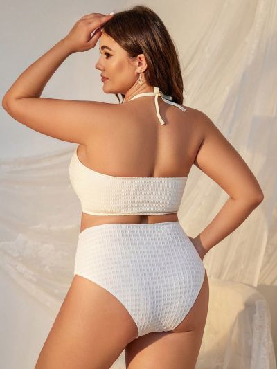 SHEIN Swim Mod Plus Size Solid Color 3d Flower Adorned Halter Bikini Top