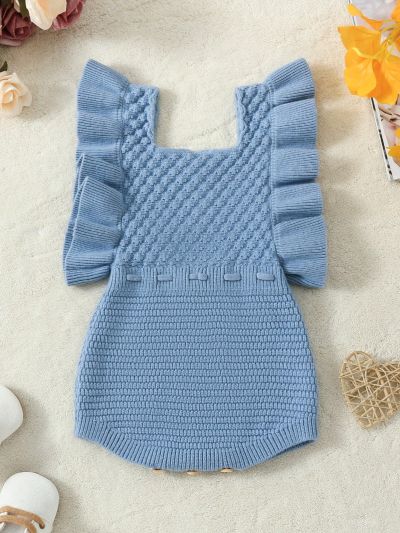 Cute And Casual Knitted Jumpsuit With Lace Details For Baby Girls