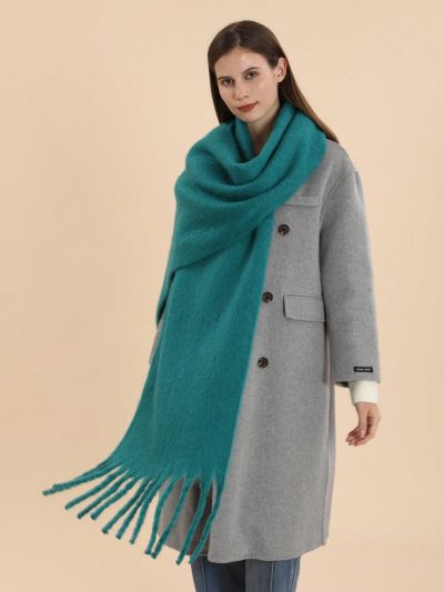 1pc Solid Color Circle Yarn Fringe Scarf Shawl With Thick Tassel As Outdoor Blanket For Napping In Windproof And Warm Style, Suitable For Daily Use