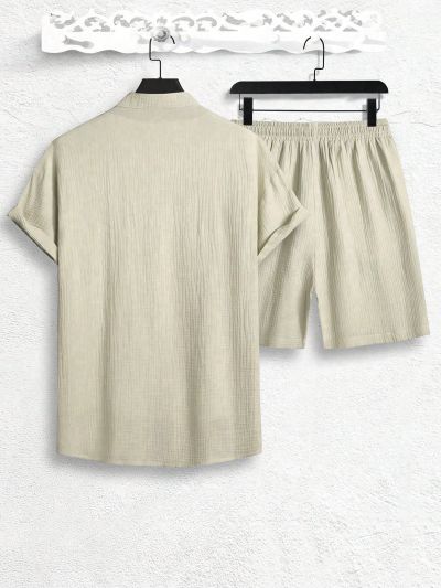 Manfinity Men's Solid Color Stand Collar Short Sleeve Shirt And Drawstring Design Shorts Set