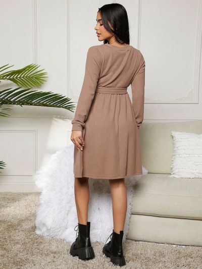 SHEIN Maternity Long Sleeve Belted Nursing Dress