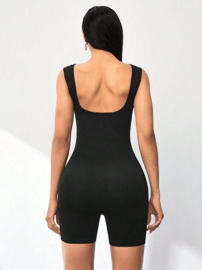 1pc Monochromatic Sleeveless Backless Sports Jumpsuit Shorts