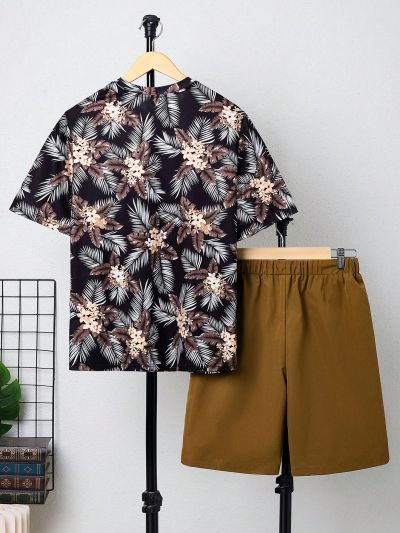SHEIN Teen Boys' Casual Floral & Plants Print Round Neck Knit Short Sleeve T-Shirt And Solid Color Slant Pocket Woven Shorts 2pcs/Set