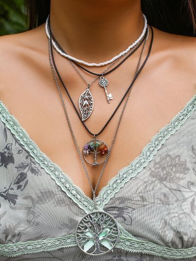 3pcs Creative Metal Leaves, Tree & Key Pendant Irregular Crystal Beaded Necklace, Women's Vintage Western Holiday Jewelry Set, Gift (number, Shape And Size Of The Crystal Are Subject To Bulk Order)