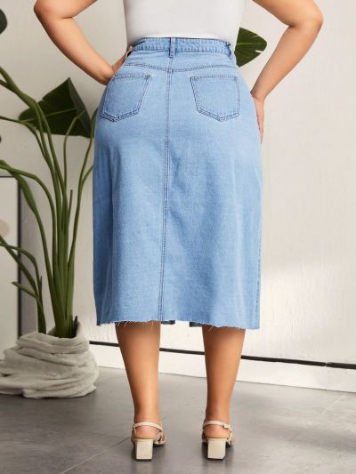 SHEIN LUNE Plus Size Front Slit Denim Skirt