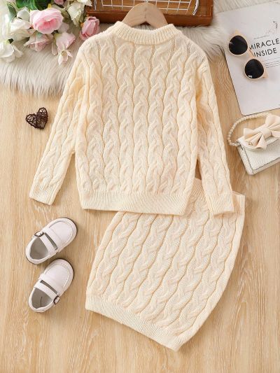 SHEIN Kids EVRYDAY Girls' Round Neck Twist Flower Knitted Sweater And Knitted Skirt Set