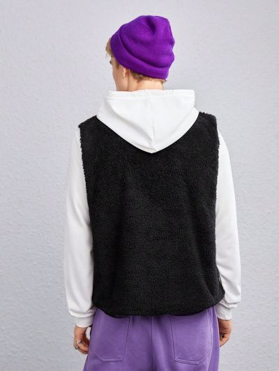 SHEIN Men 1pc Zip Up Pocket Patched Teddy Vest