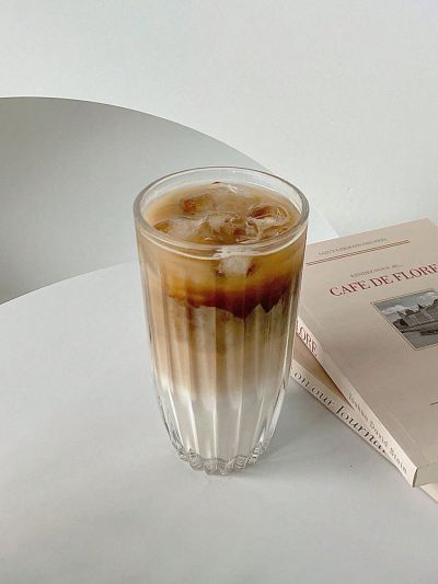 1pc Clear Glass Coffee Cup, American Latte Vertical Stripe Design Cold Drink Cup