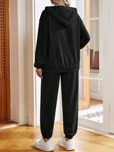 SHEIN Letter Pattern Sweatshirt And Sweatpants Nursing Set