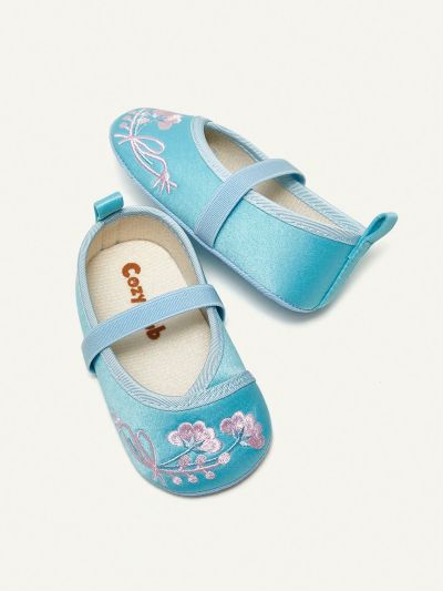 Cozy Cub Embroidered Princess Baby Shoes, Soft Bottom Walking Shoes For Baby Girls