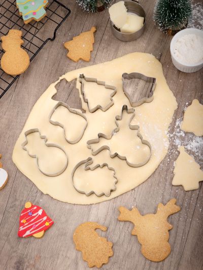 6pcs Christmas Tree & Snowman Design Cookie Cutter