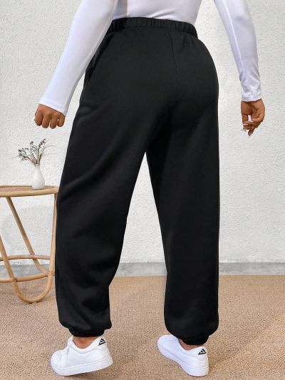 SHEIN Essnce Plus Size Women's Butterfly Rhinestone Embellished Jean Shorts