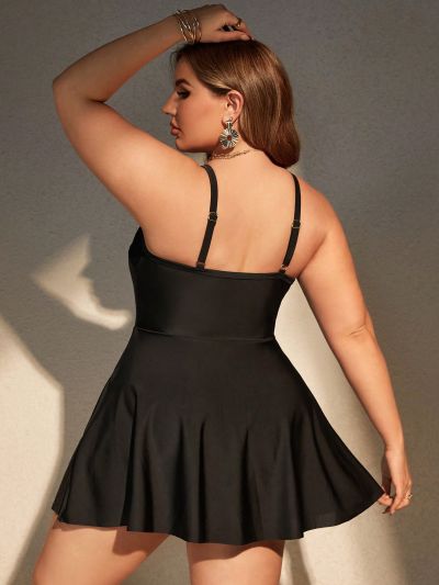 SHEIN Swim Basics Plus Size One-Piece Swimsuit With Mesh Splice